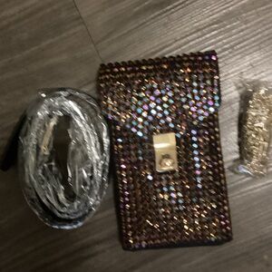 Sparkling Sequin Clutch with Gold Clasp